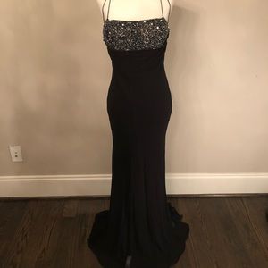 Remarkable beaded top evening gown with train 0/2